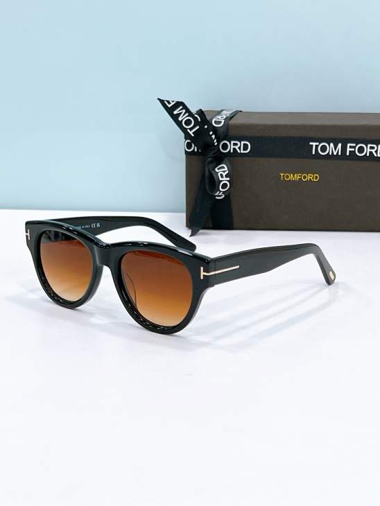 Picture of Tom Ford Sunglasses _SKUfw80537872fw